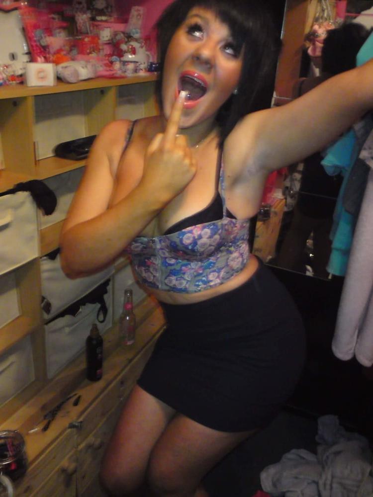18P Falkirk Larbert club slut