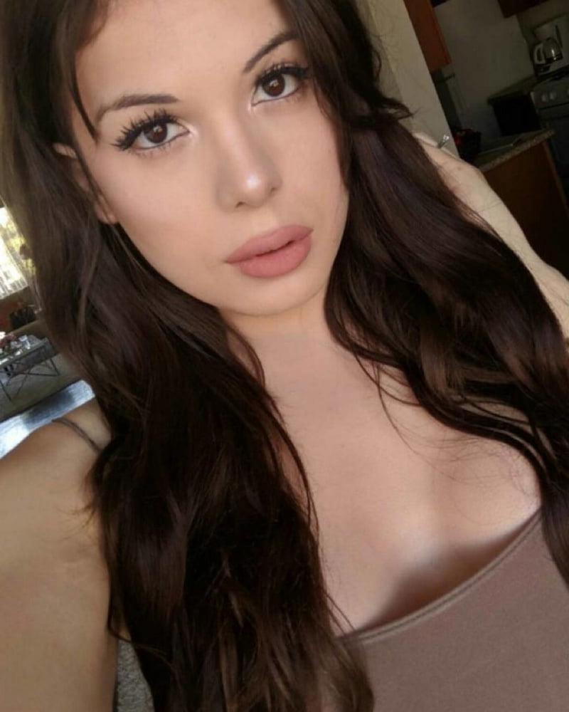 25P Blaire White