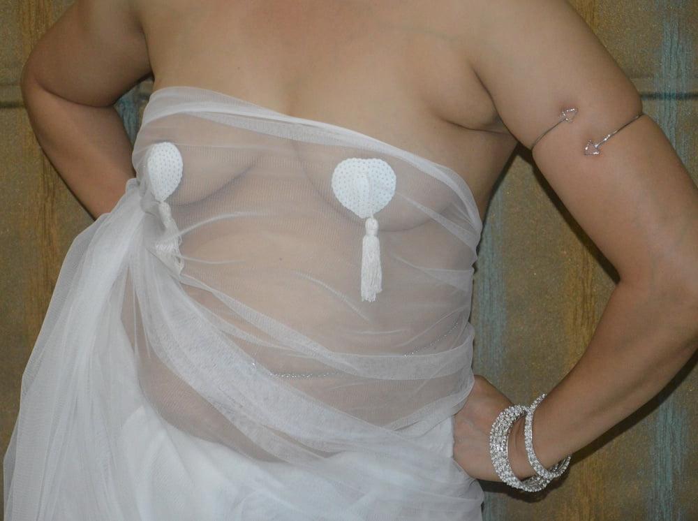 9P White saree 1