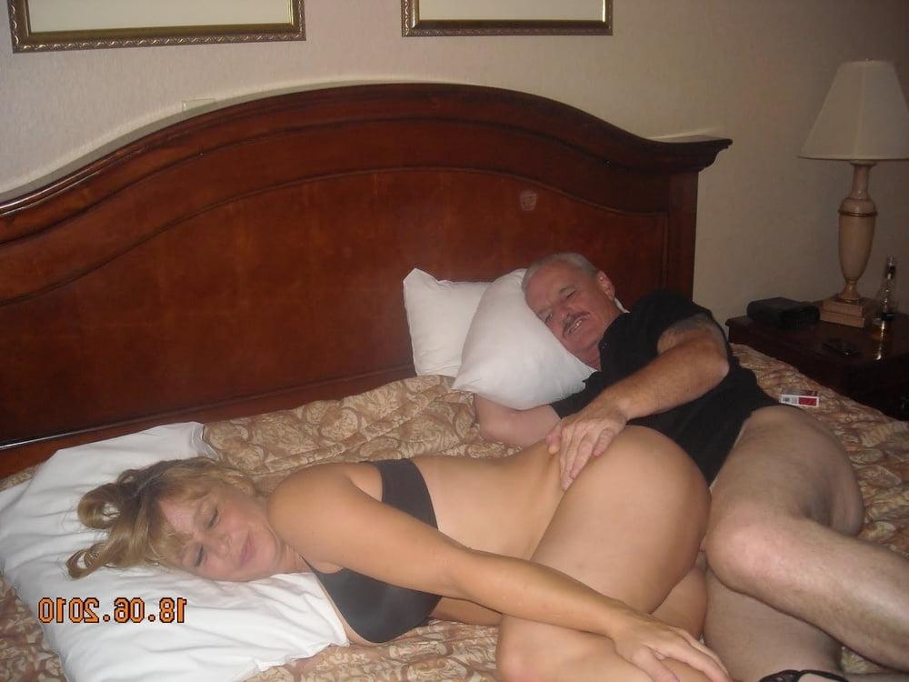 25P Groups sex