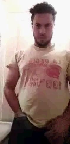6P Mr: Julien Cesbron masturbates on webcam in front of a 10 ye