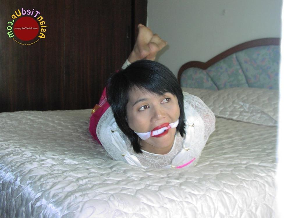 25P asian milf hogtied and gagged