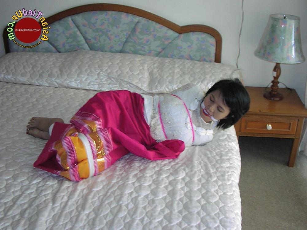 25P asian milf hogtied and gagged