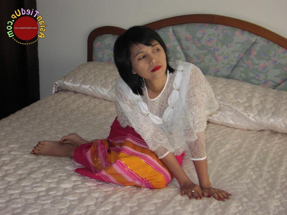 25P asian milf hogtied and gagged