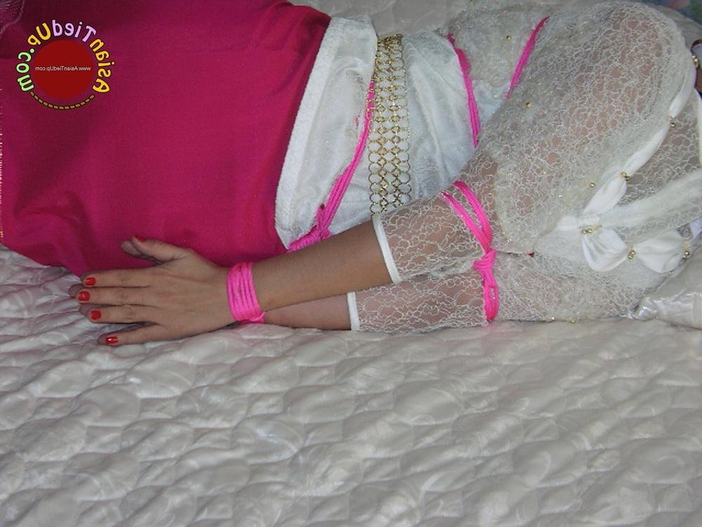 25P asian milf hogtied and gagged