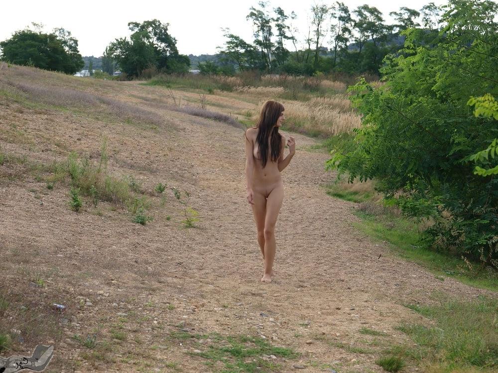 25P Andrea hiking nude
