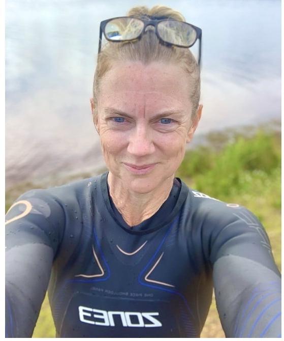 25P Wetsuit Wet Pussies 21