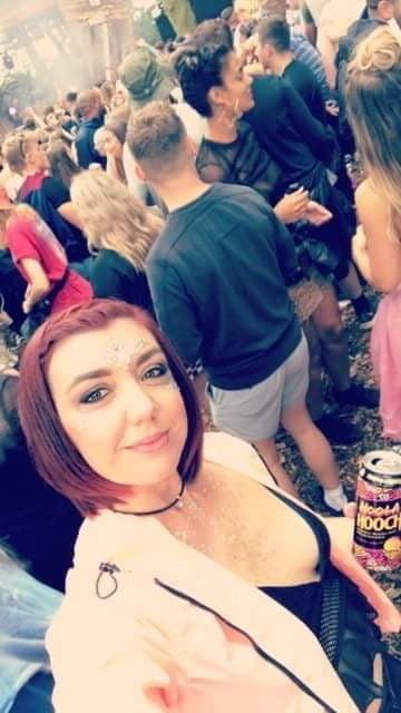 25P BRIT NURSE
