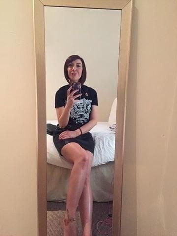 25P BRIT NURSE