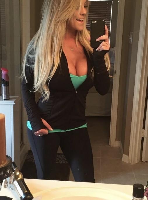 25P Sexy blonde wanking off slutwife exposed