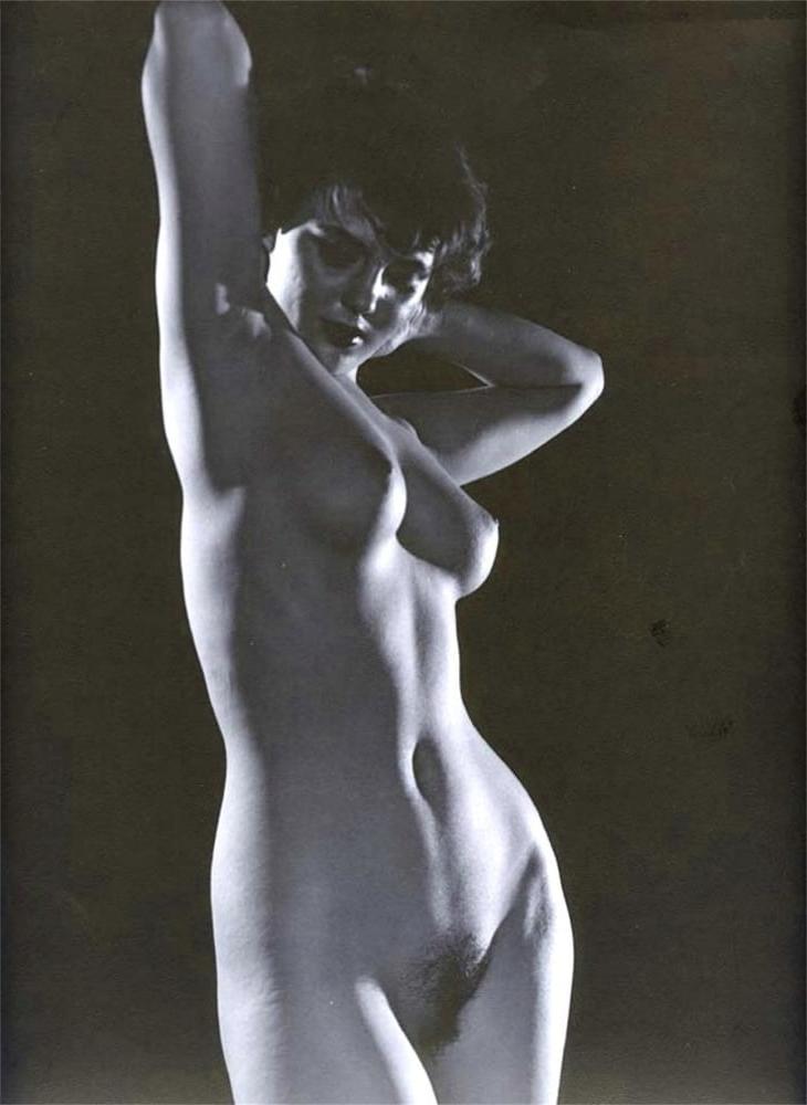 25P Black and White 43