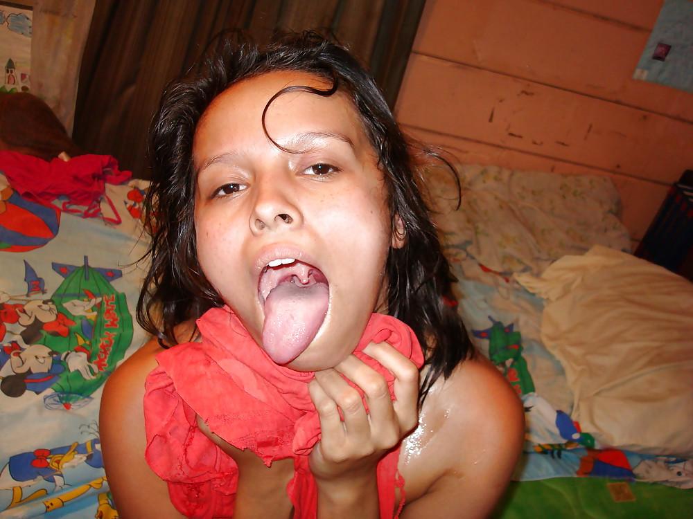 18P LATINA SLUT