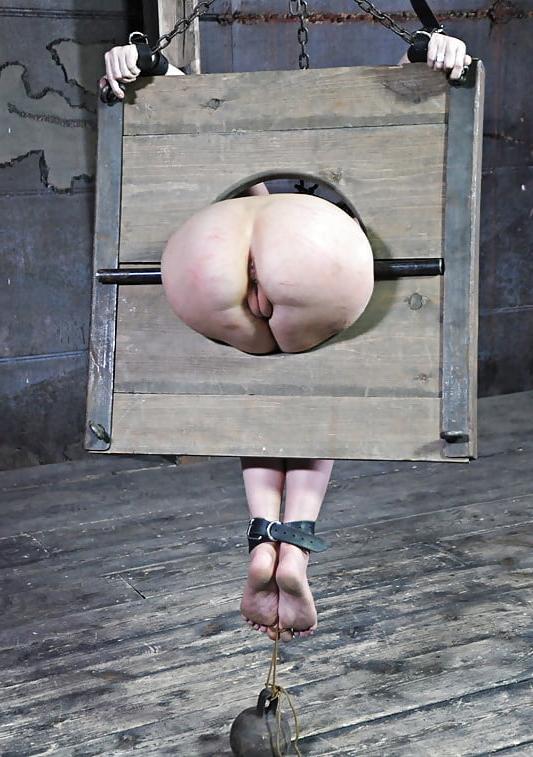 25P BDSM Ladies restraintes