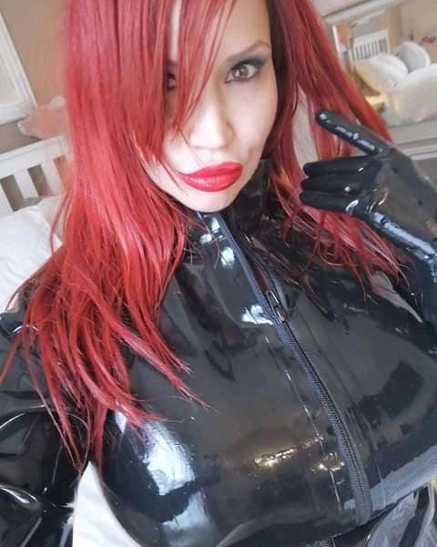 15P Latex fashion style