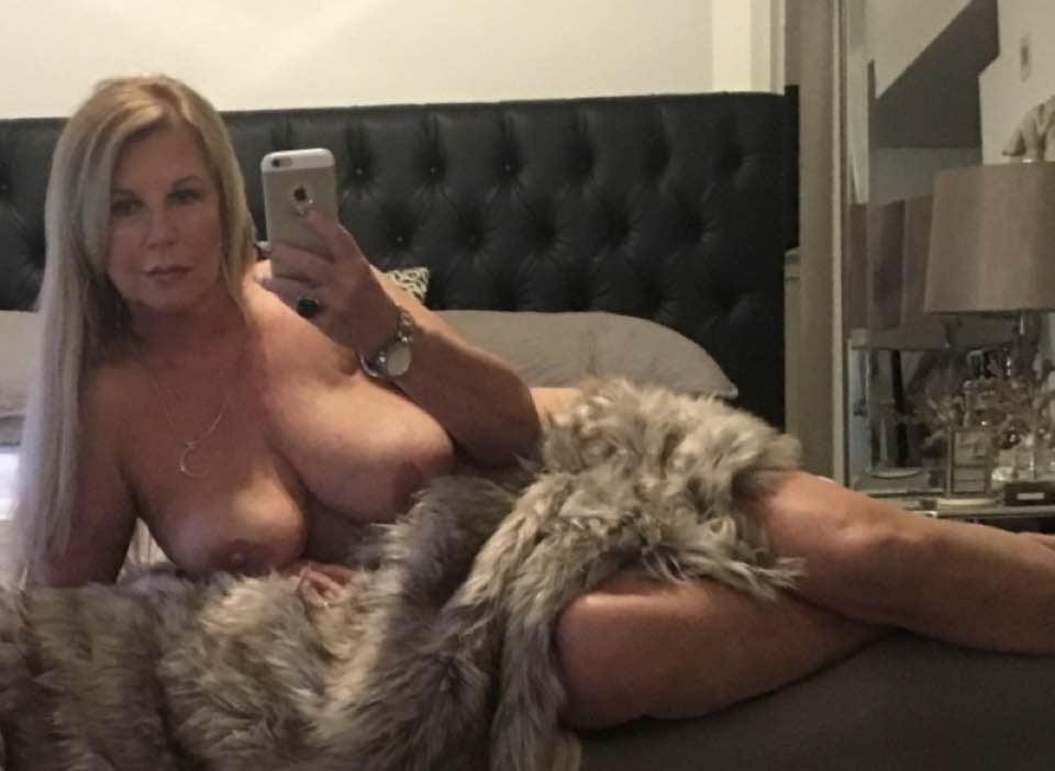 25P Random saggy tits 2