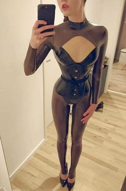 25P Latex amateur and selfie 111