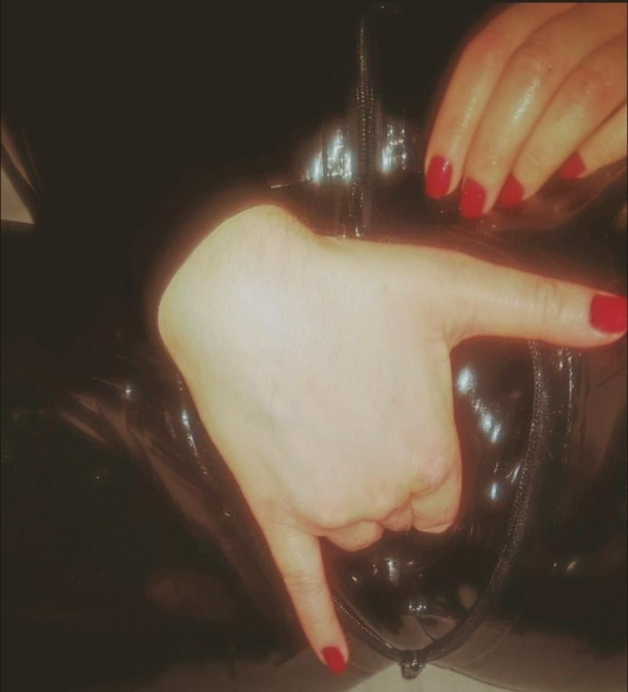 25P Latex amateur and selfie 111