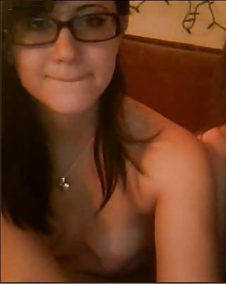 7P Hot 19 on webcam