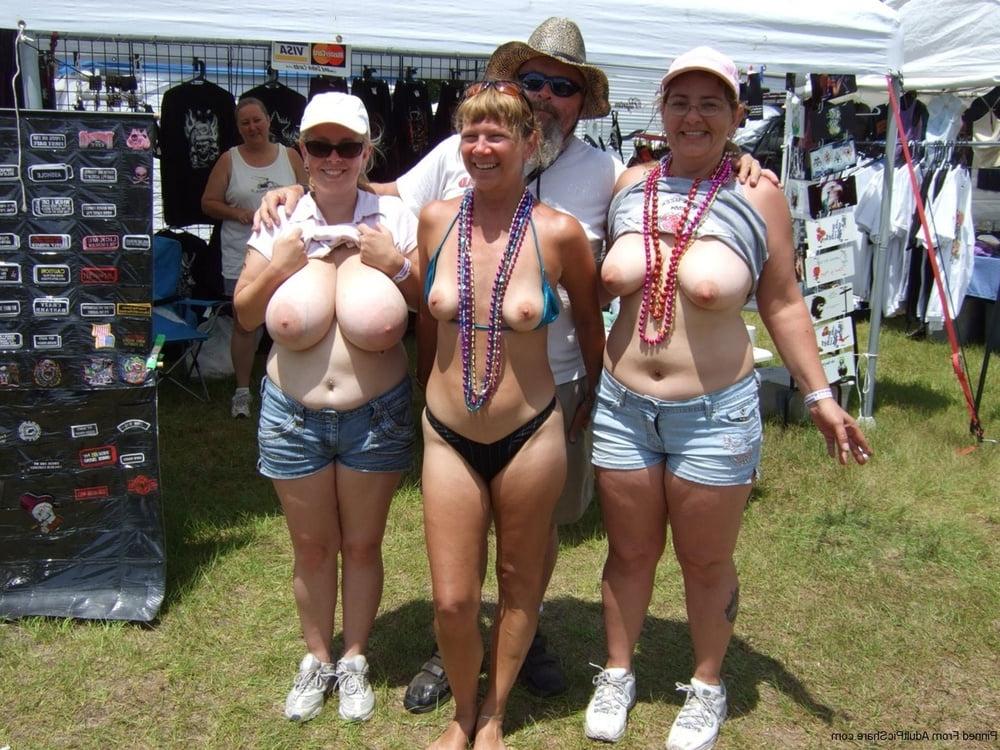 24P WHITE TRASH LADIES 3