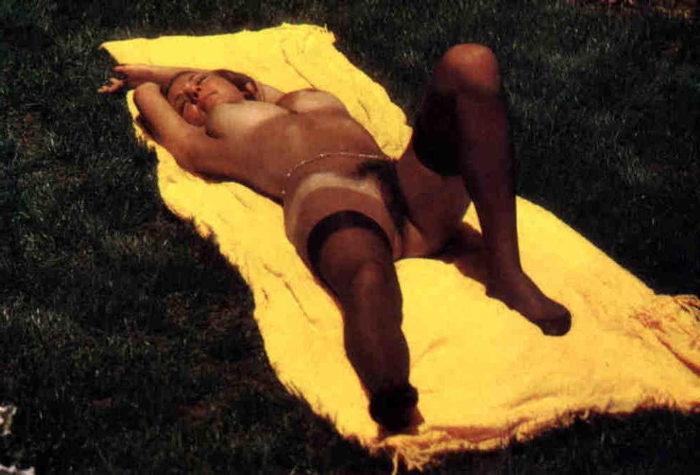 20P Retro Tan Lines With Bush - Vol. 30