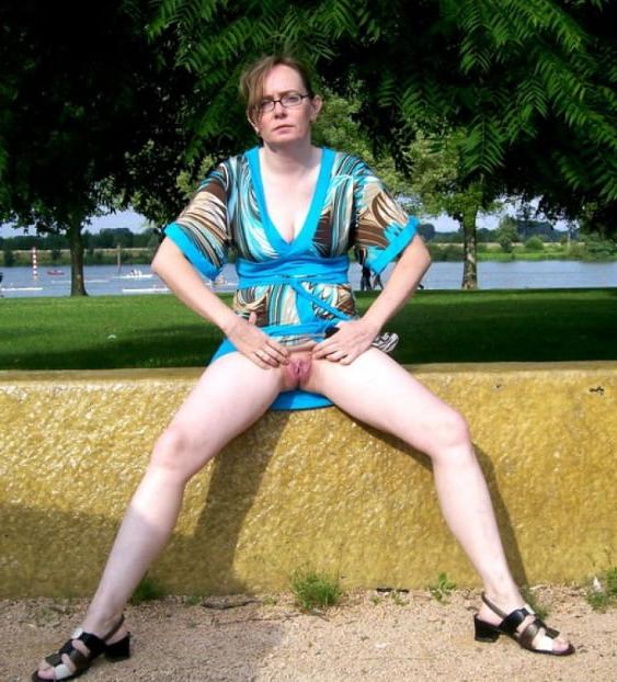 20P exhibition outdoor nudist 90