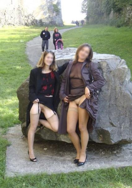 20P exhibition outdoor nudist 90
