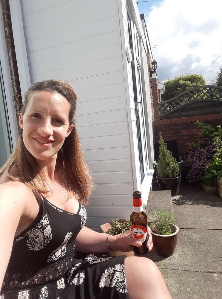 23P Cath Gym slut recent summer pics