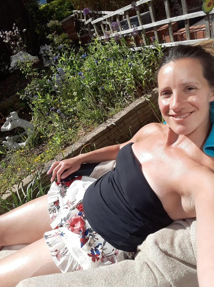 23P Cath Gym slut recent summer pics