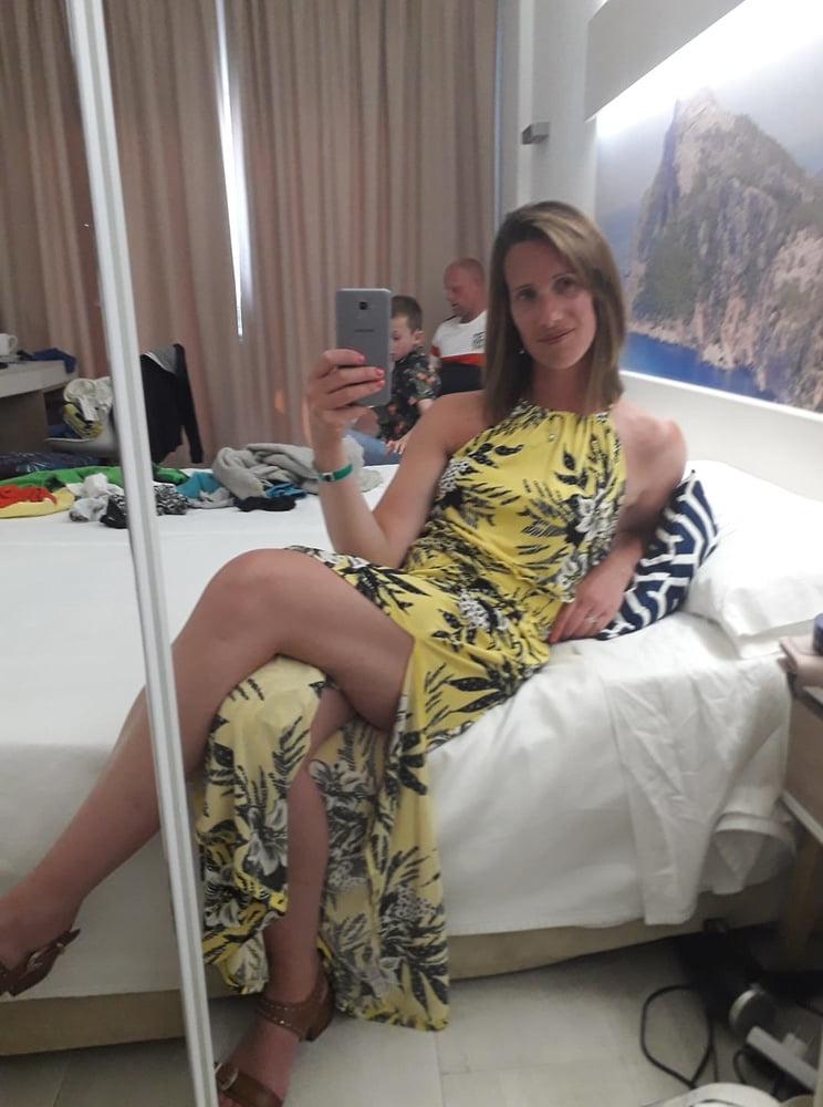 23P Cath Gym slut recent summer pics