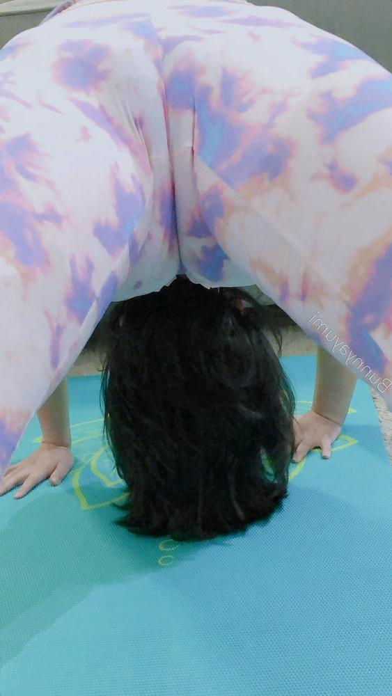 9P Bunny Ayumi Yoga