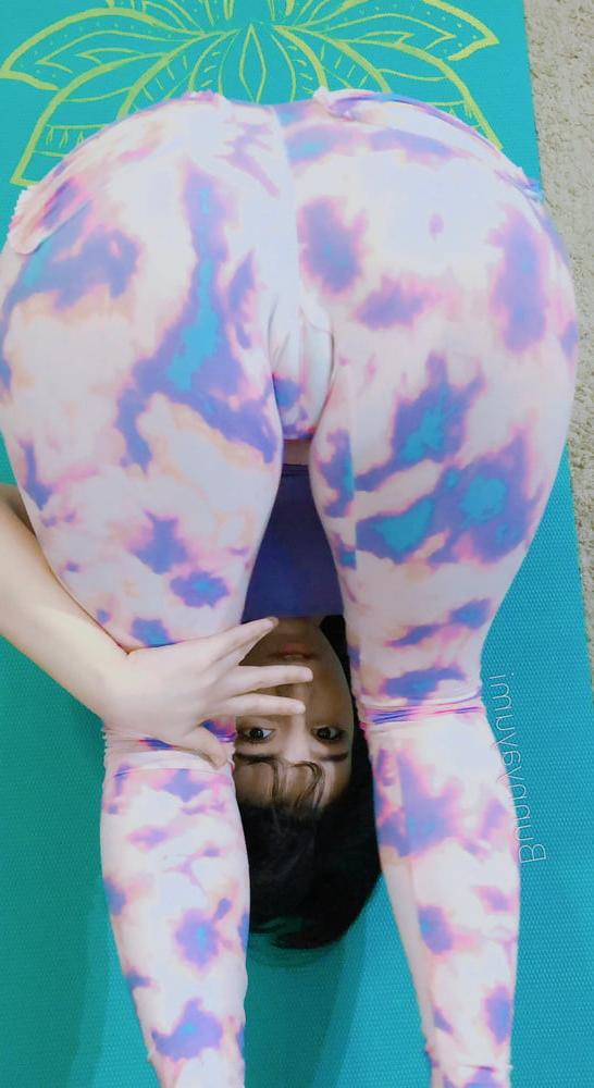 9P Bunny Ayumi Yoga
