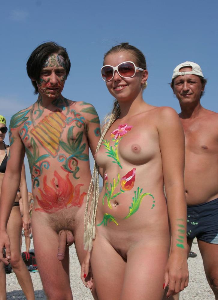 25P Nudist Camp