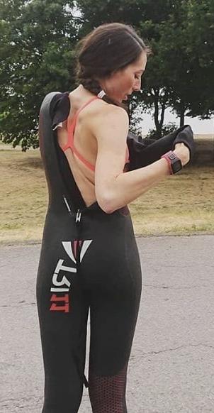 25P Wetsuit Wet Pussies 20