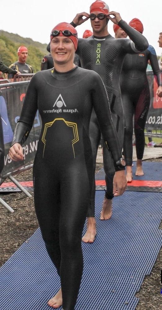 25P Wetsuit Wet Pussies 20