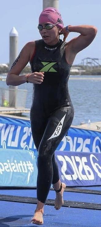 25P Wetsuit Wet Pussies 20