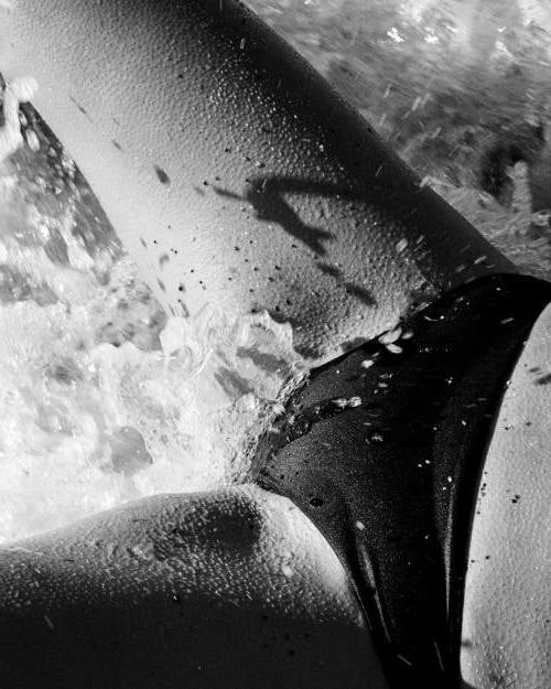25P Hot black and white photography III