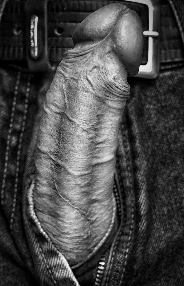 25P Hot black and white photography III