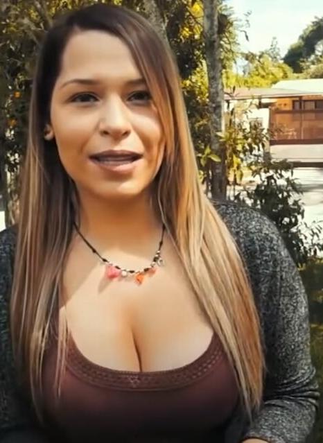25P SOLO TETAS BIG SAGGY CUP