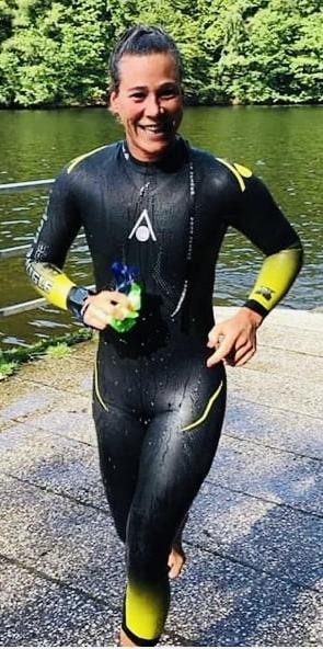 25P Wetsuit Wet Pussies 20