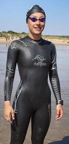 25P Wetsuit Wet Pussies 20