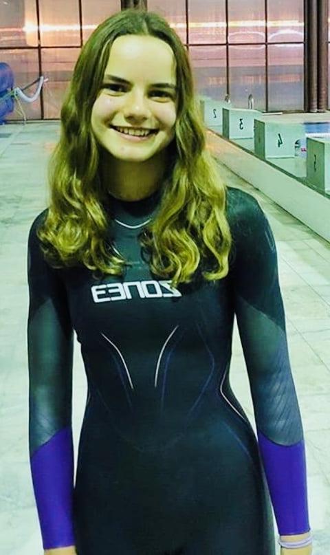 25P Wetsuit Wet Pussies 20