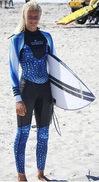 25P Wetsuit Wet Pussies 16