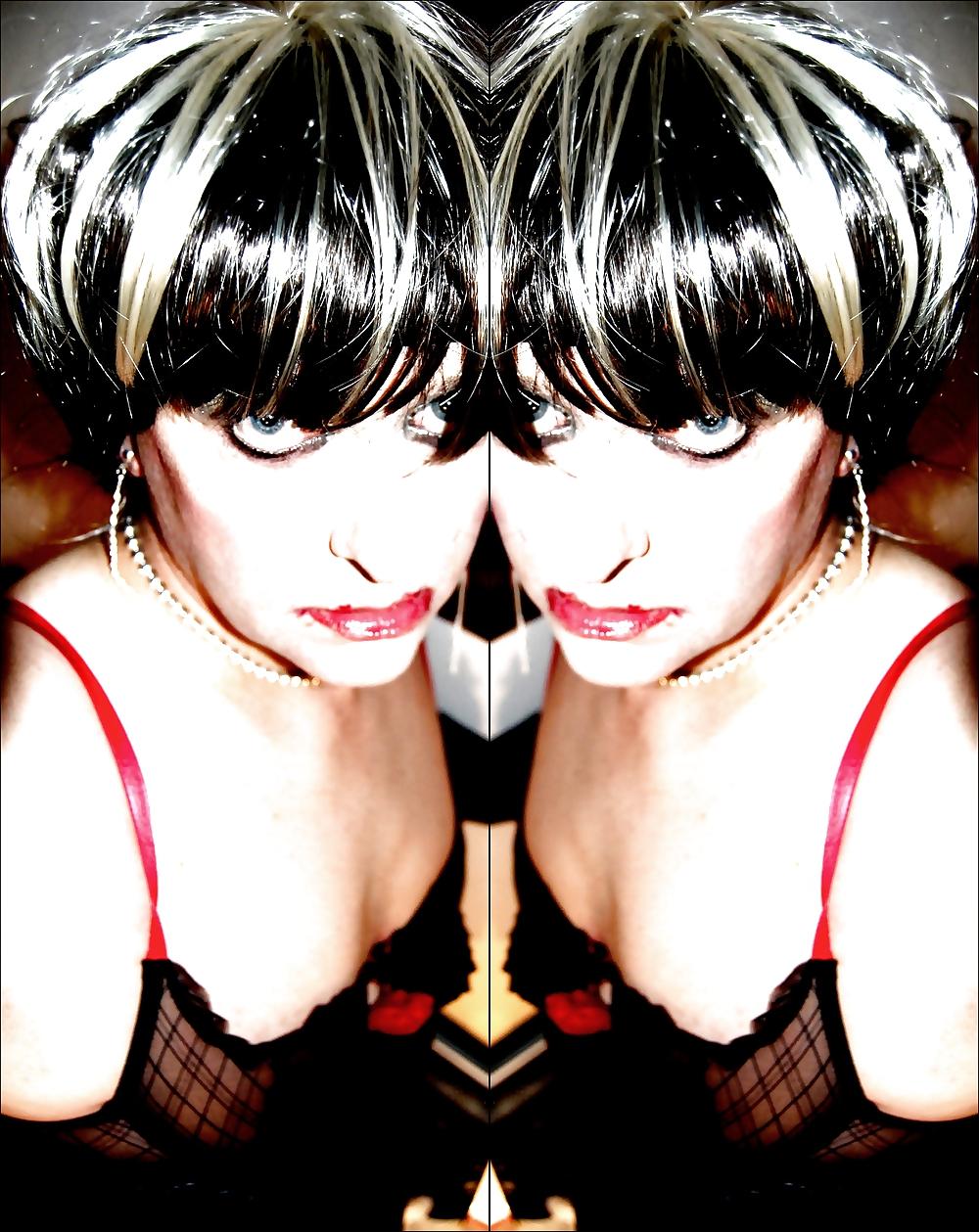 25P Satin studio.