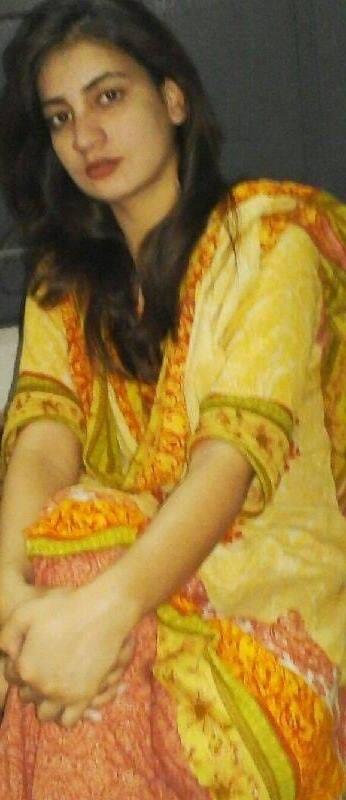 23P safa BEAUTIFUL PAKI BABE NUDE SELFIE PICS LEAKED