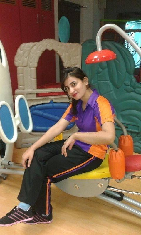 23P safa BEAUTIFUL PAKI BABE NUDE SELFIE PICS LEAKED