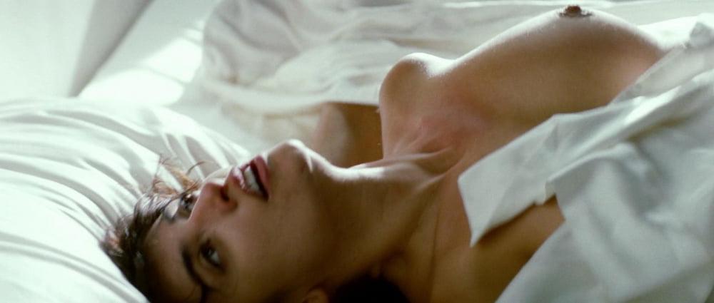 25P Penelope Cruz Nude