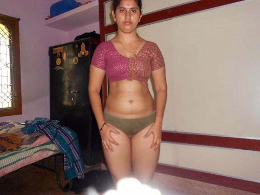 11P nude 2