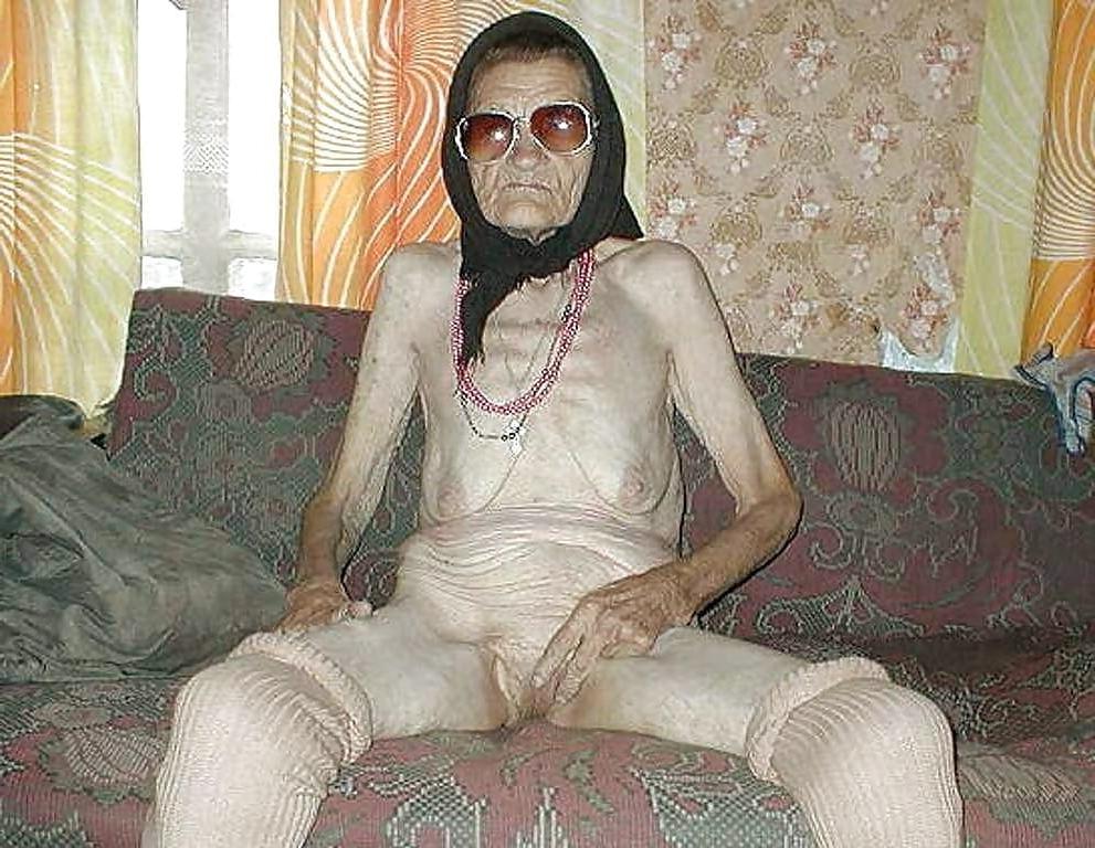 25P Grannies mostly nude 2