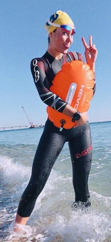 25P Wetsuit Wet Pussies 19
