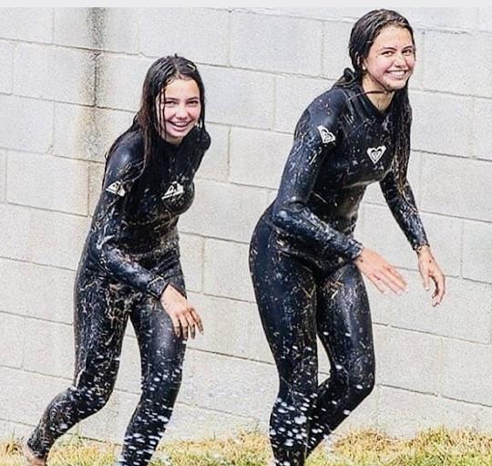 25P Wetsuit Wet Pussies 19